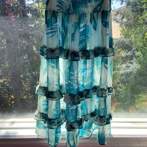 Two Piece Skirt Set with Ruffles Size Small - Picture 11 of 16